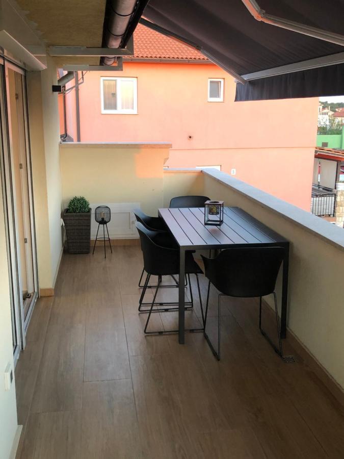 Sunny Apartment Ana Medulin Kültér fotó
